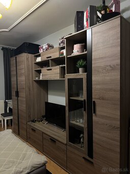 PREDÁM OBÝVACIU STENU ENTER DUB - 3