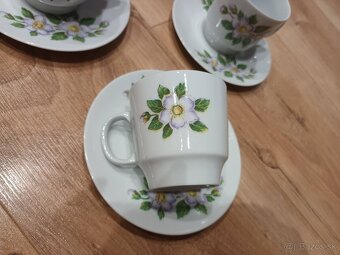 Porcelánová kávová sada - šálky + podšálky - 3
