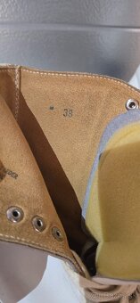 Predám korčule veľkosť 38 - 3