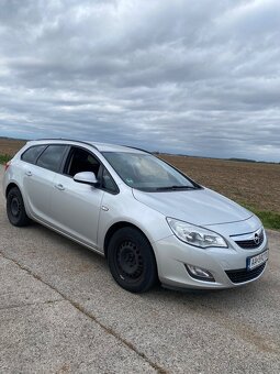Opel astra Sport-tourer 1.7 CDTI - 3
