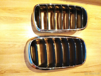 ozdobné mriežky do prednej masky na BMW - č.2 - 3