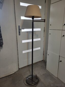 Nastaviteľná stojaca lampa - 3