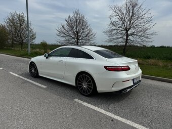 Mercedes Benz E coupé - 3