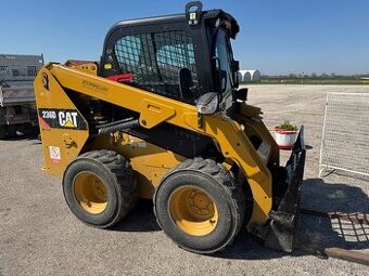 Šmykom riadený nakladač s šPZ CAT 236d - 3