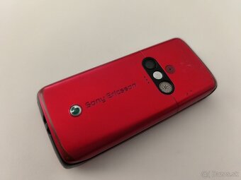Sony Ericsson K610i - 3