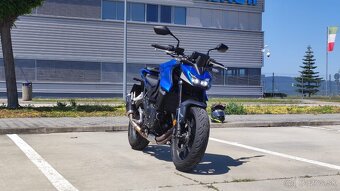 Honda CB 750 Hornet 2025 - 3