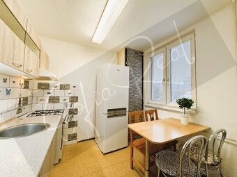 PRENÁJOM - VOĽNÝ ihneď: zariadený 3-izbový byt; Rača - 3