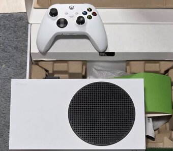 Xbox Series S - 3
