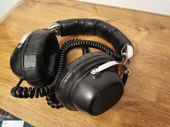 STEREO SLÚCHADLÁ S2 - 3