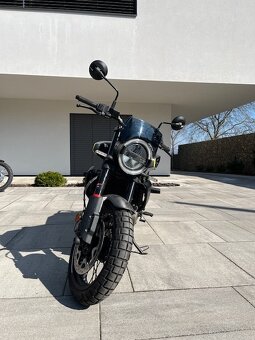 Husqvarna Svartpilen 401 (2024), 32 kW, TOP stav - 3