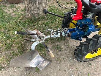 AGZAT V TOP STAVE - 3