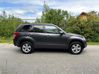 Suzuki Grand Vitara 1.9 DDiS JLX-ES - 3