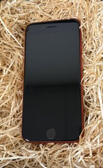 Apple iPhone SE 2020 Červený - 64 GB - 3