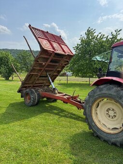 Vyklápacia Vlecka s pohonom za traktor - 3