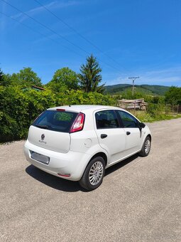 Fiat Punto 1.2 Benzín ,2012, len 129 000km, Rezervované - 3
