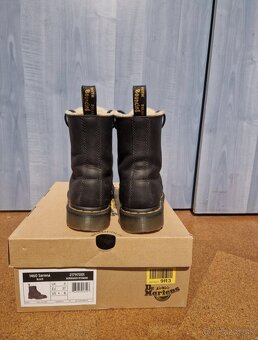 Predám dámske/dievčenské topánky dr. Martens - 3