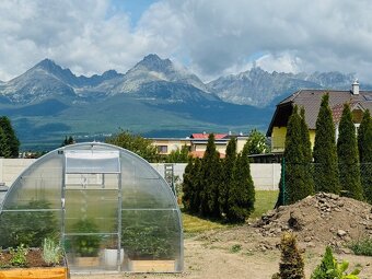 Rodinný dom s garážou a krásnym výhľadom na Tatry - 3