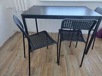Stol + 3 stolicky IKEA - 3