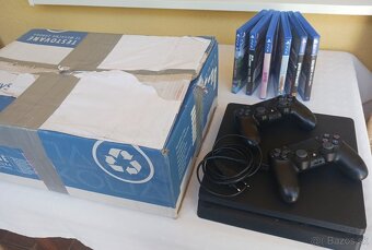 PlayStation 4  Slim - 3