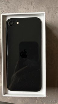 iPhone SE Black 64 GB. - 3