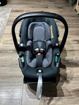 Maxi cosi pebble 360 + základňa - 3