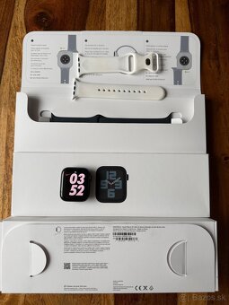 Apple watch SE 2 2024 40mm Midnight - 3