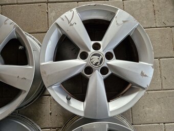 Skoda 5x100 R15-Pneu Mam - 3