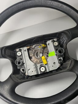 Octavia 1 Superb 1 volant - 3