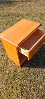 Predám nočný stolík - 3