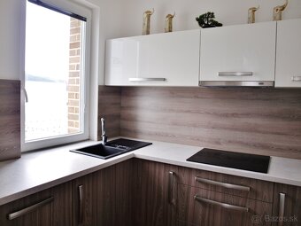 Prenajmem 2 izbový byt s balkónom v centre Žiliny - 3