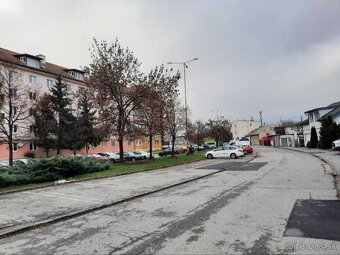 GARÁŽ s ELEKTRIKOU blízko AUPARKU, 18 m2, KRIVÁ, KOŠICE - 3