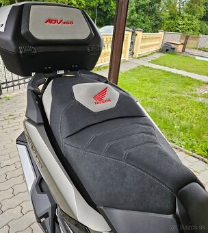 Deflektory Honda ADV 350 deflektory ofuky na kolena - 3