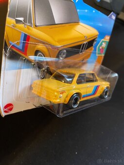 HotWheels BMW 2002 - 3