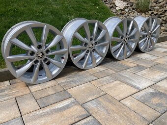 Alu disky org ŠKODA MINORIS 5x112 6,5J ET46 R16 - 3