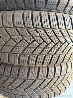 185/60 R15 - 3
