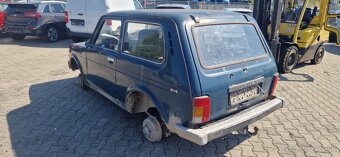 Lacno rozpredám Lada Niva na náhradné diely - 3