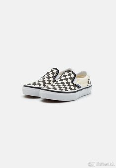 Predám nikdy nenosené CLASSIC SLIP-ON UNISEX - Našuchovačky - 3