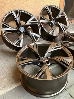 Audi R22 4K0601025DK - 3