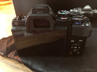 Olympus om-d E M10 mark III s - 3