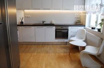 Rodinný dom vhodný na bývanie alebo reprezentatívne kancelár - 3