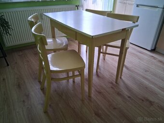 Jedálenský stôl a stoličky - 3