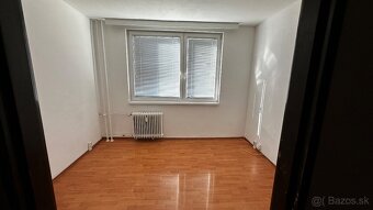 Predám 3 izbový byt v Leviciach s balkónom - 3