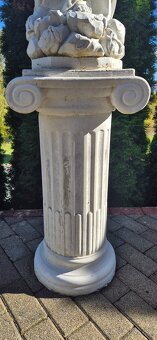 Biela záhradná socha Grécka bohyňa Flóra - 3