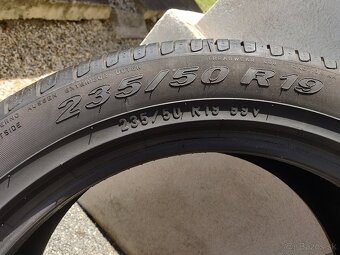 Pirelli 235/50 R19 - 3