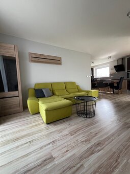 Moderný 3 izb. Vajnory s parkovacím miestom novo zariadený - 3