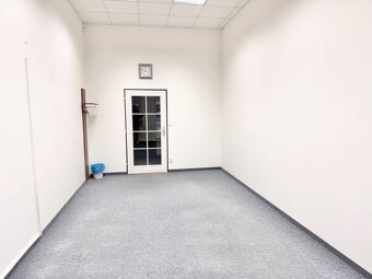 Prenájom kancelárského priestoru 21,6 m2 v priemyselnej zóne - 3