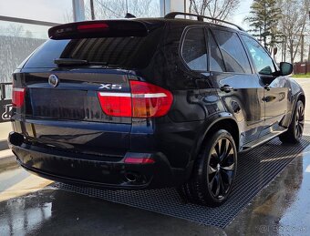 BMW E70 X5 3.0D - 3