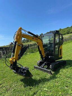Minibager 2,5 ton - 3
