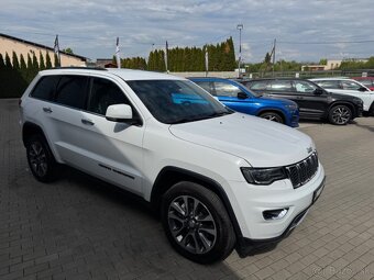 Jeep Grand Cherokee 3.0L V6 CRD Limited A/T - 3