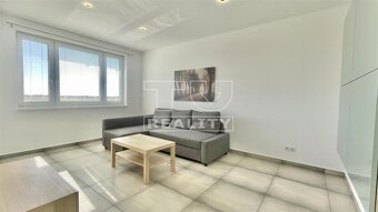 Štýlový 2i byt s veľkou loggiou, parkovaním a pivnicou –... - 3